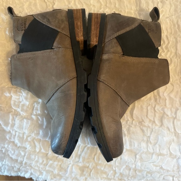 Sorel Emelie Chelsea Waterproof Leather Boots Gray Size 7 - Picture 9 of 10